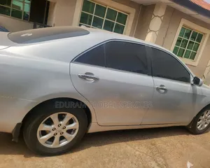 Toyota Camry 2010 Silver