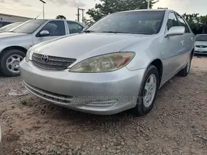 Toyota Camry 2004 Silver