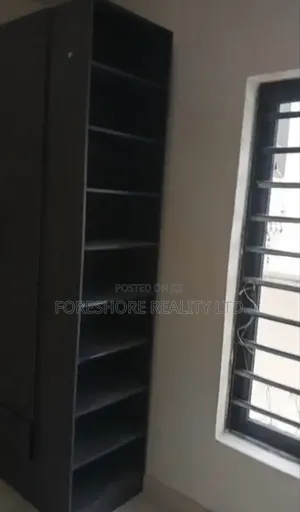 3bdrm Apartment in Corona, Anthony Village for rent