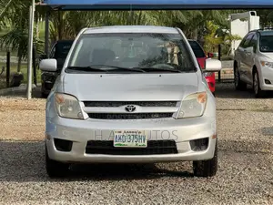 Scion xA Base 2006 Silver
