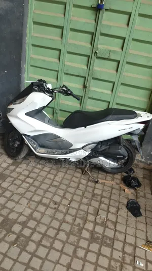 Honda CBR 2021 Blue