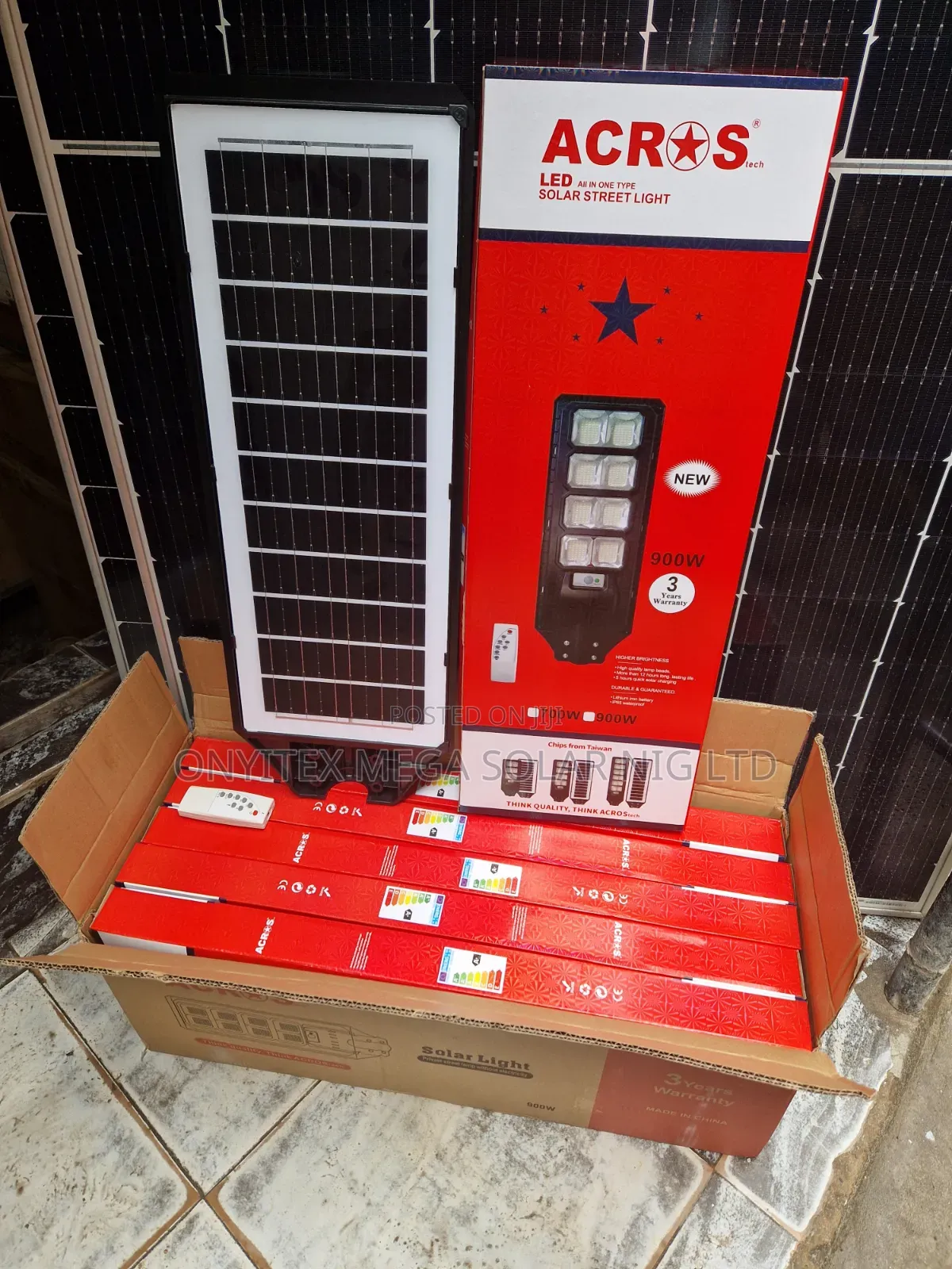 Acros LED Solar Street Light 900watt 4Eye