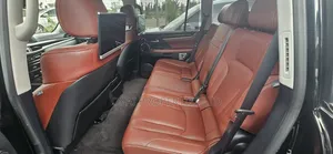 Lexus LX 2018 Black