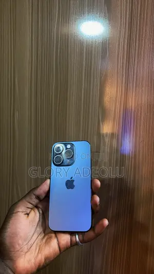 Apple iPhone 15 Pro 128 GB Blue