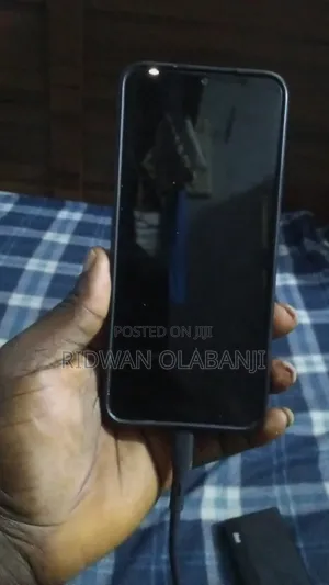 Tecno Spark 8 64 GB Black