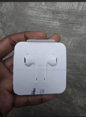 Apple Wired Earpiece for iPhone 15 Upward