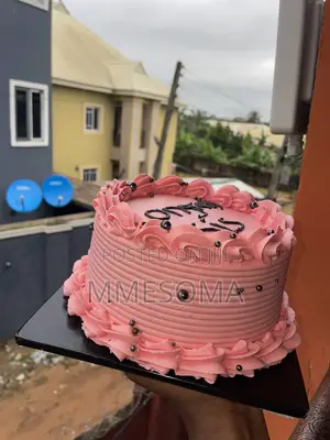 6 Inches Birthday Cake