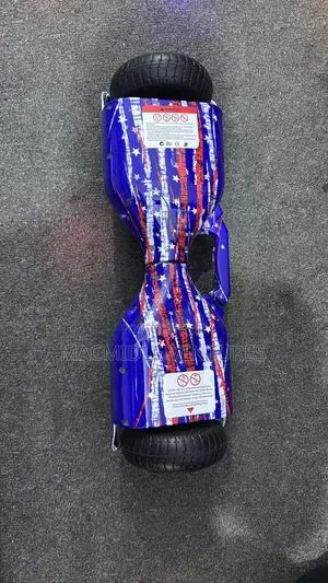 Brand New Hoverboard With Bluetooth Speakers and Light