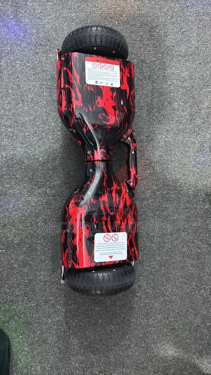 Brand New Hoverboard With Bluetooth Speakers and Light