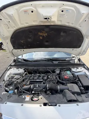 Honda Accord LX 2018 White