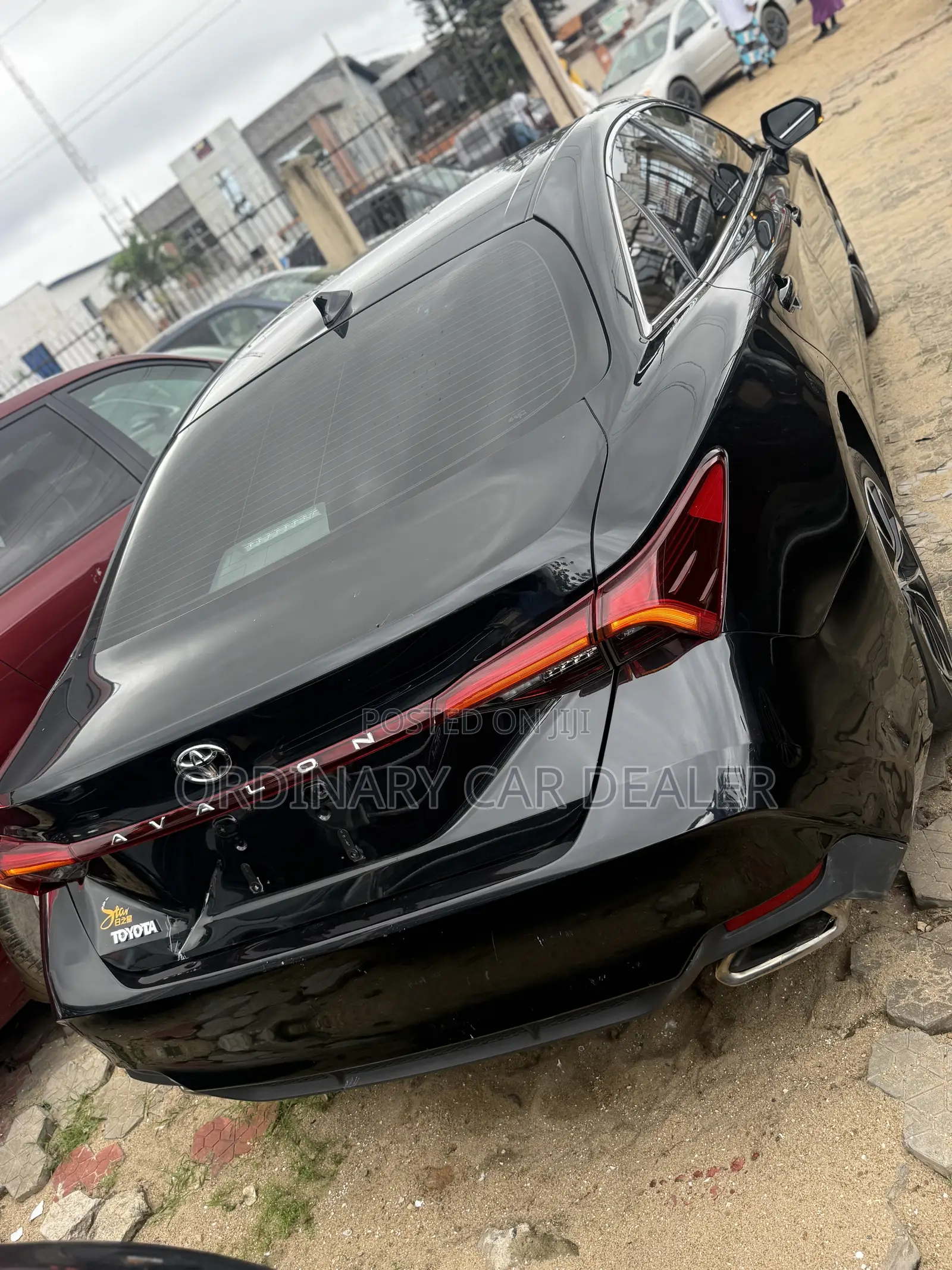 Toyota Avalon 2024 Black