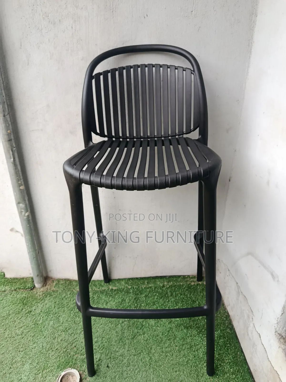 Modern Single- Molded Outdoor Bar Stool With a Slatted Backrest Seat