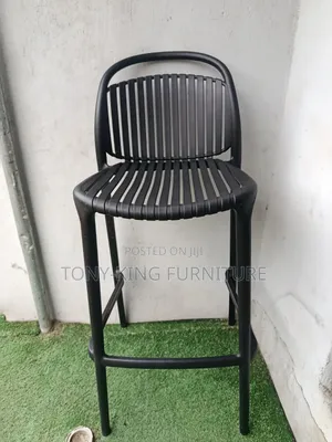 Modern Single- Molded Outdoor Bar Stool With a Slatted Backrest Seat