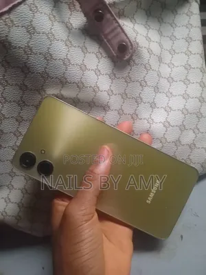 Samsung Galaxy A06 64 GB Rose Gold