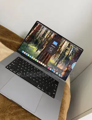 Laptop Apple MacBook Pro 2021 M1 16GB Apple M1 Pro SSD 512GB