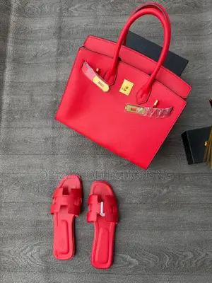 Luxury Hermes Leather Bag Size: 30cm