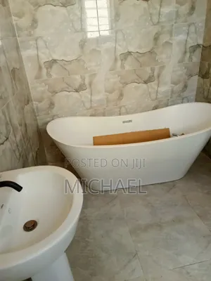 2bdrm Duplex in Lekki Phase 1 for rent
