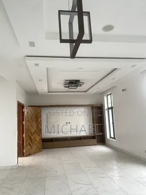 5bdrm Duplex in Magodo Shangisha for rent
