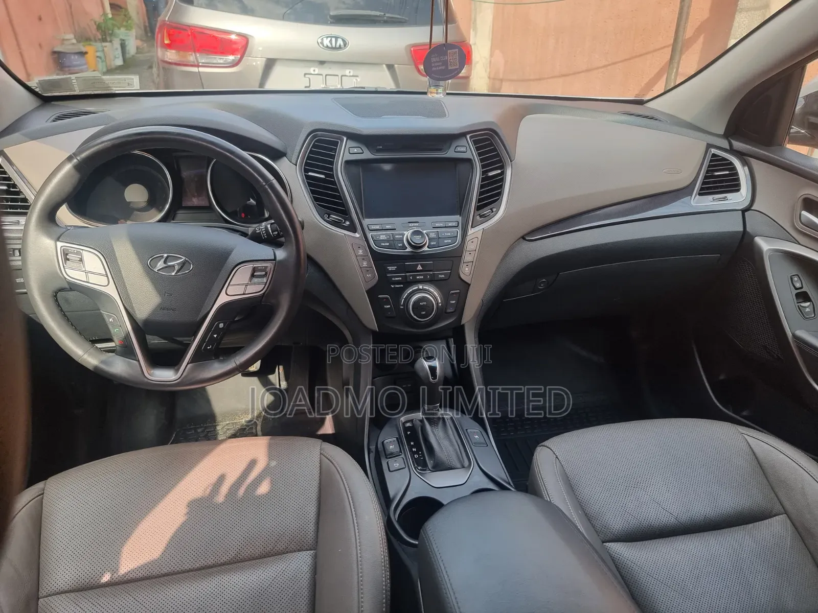 Hyundai Santa Fe 2015 Silver