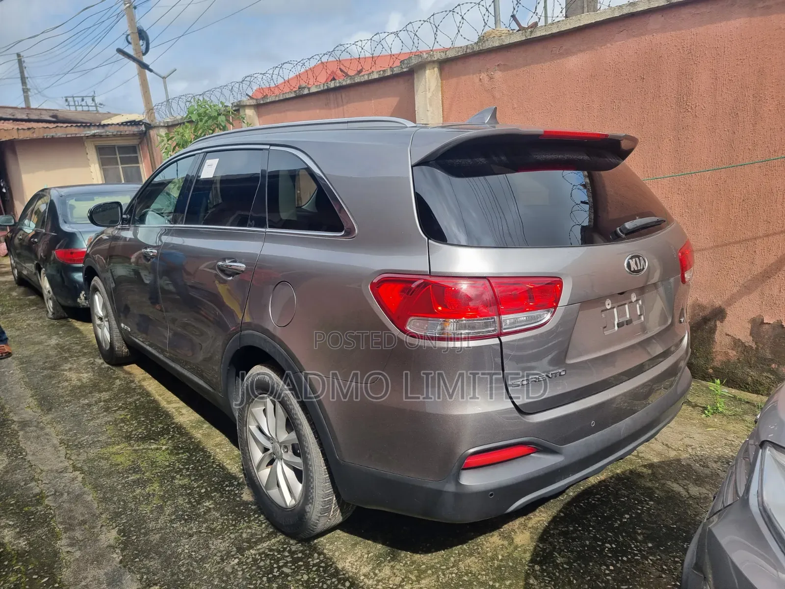 Kia Sorento 4dr SUV 2016 Gray