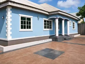 4bdrm Bungalow in Redeem Estate,, Uyo for sale