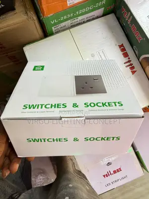 1-Gang Universal Switched Socket.