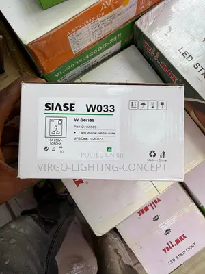 1-Gang Universal Switched Socket.