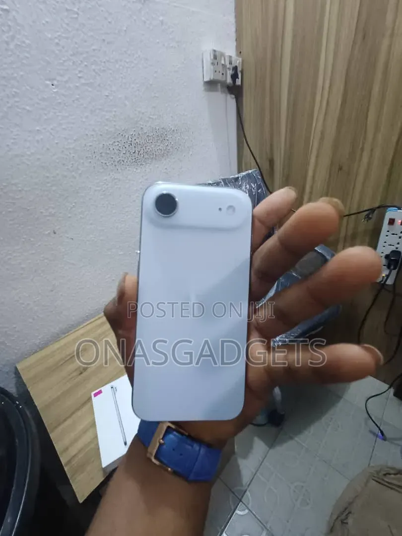 Apple iPhone Air 256 GB White