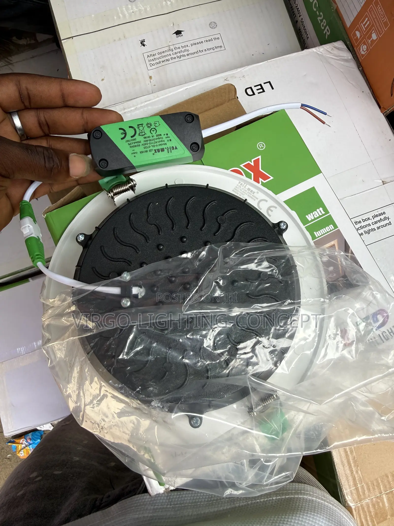 Vellmax 20W LED Downlight