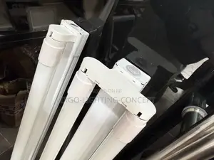 T8 LED Fluorescent Tube Lights