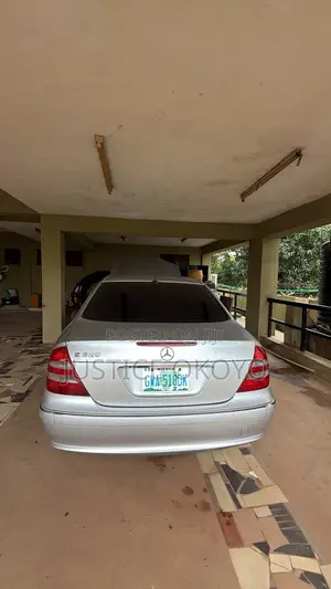 Mercedes-Benz E320 2005 Silver