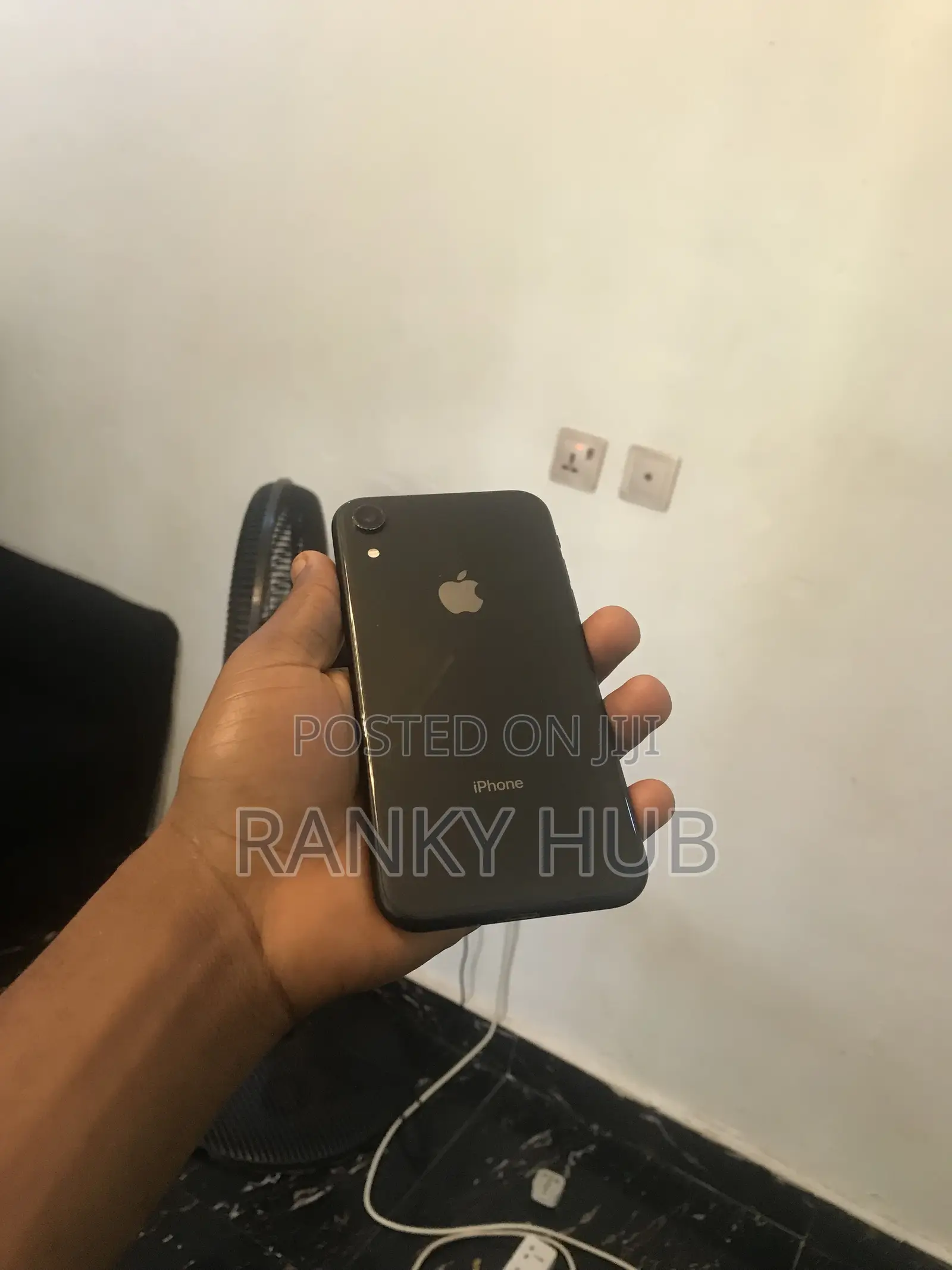 Apple iPhone XR 64 GB Black