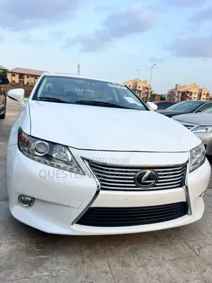 Lexus ES 350 FWD 2014 White