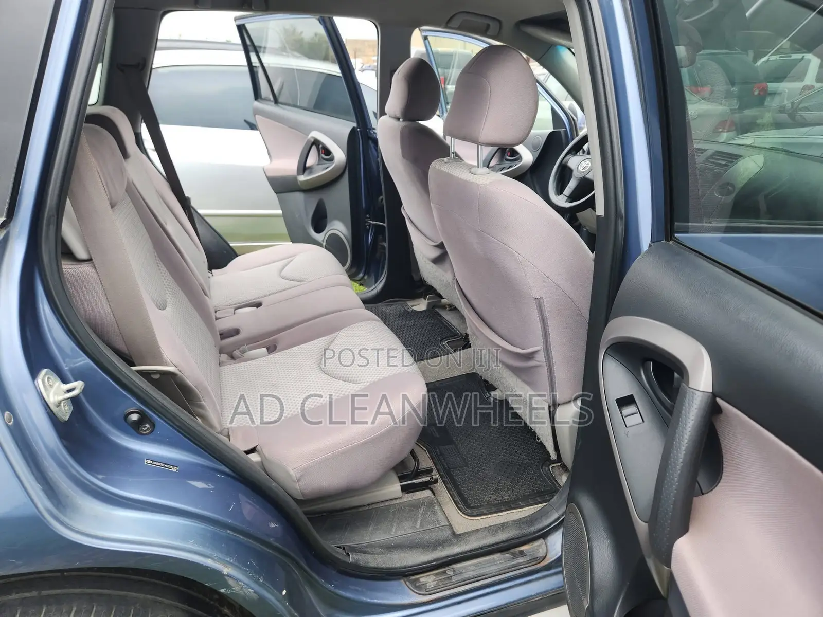Toyota RAV4 2008 Blue