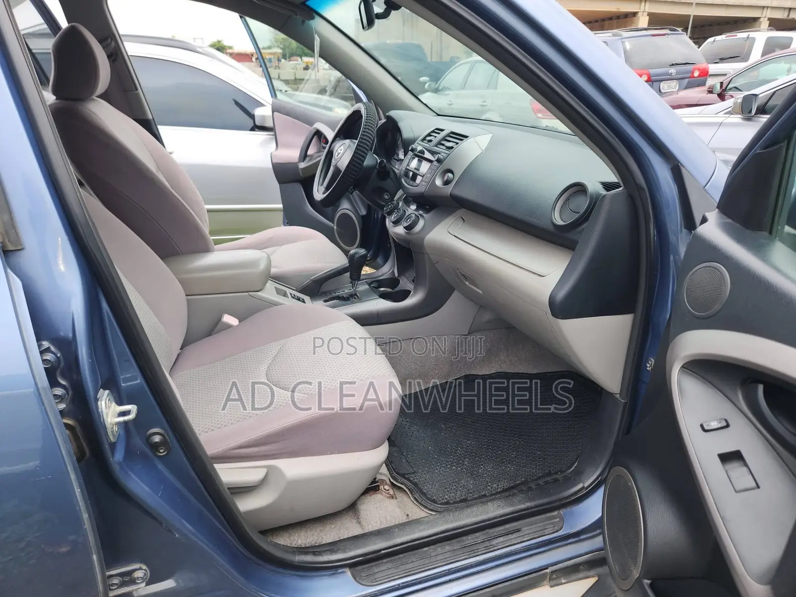 Toyota RAV4 2008 Blue