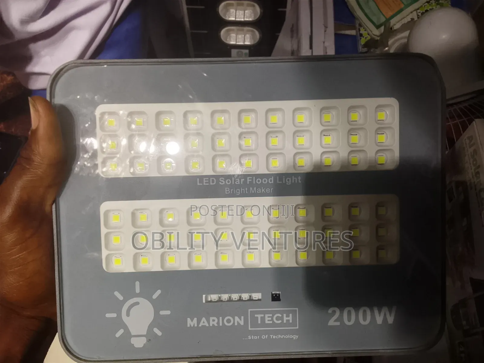 Marion Tech 200W LED Solar Flood Light
