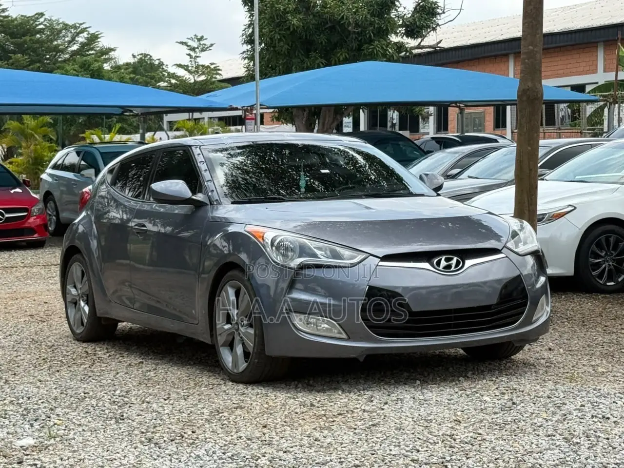 Hyundai Veloster Base 2016 Gray