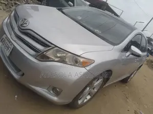 Toyota Venza V6 2011 Silver