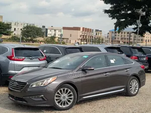 Hyundai Sonata Limited 4dr Sedan (2.4L 4cyl 6A) 2015 Brown