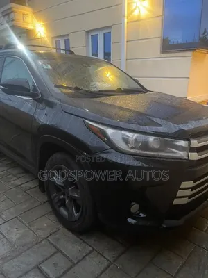 Toyota Highlander Limited Platinum 4x2 V6 (3.5L 6cyl 8A) 2018 Black
