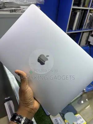 Laptop Apple MacBook Pro 2016 16GB Intel Core i5 SSD 256GB