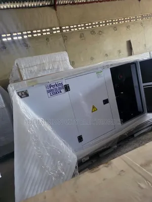 《》High Quality Perkins Diesel Soundproof Generator Sp135kva 2years Wty