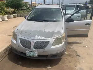 Pontiac Vibe 2006 Silver