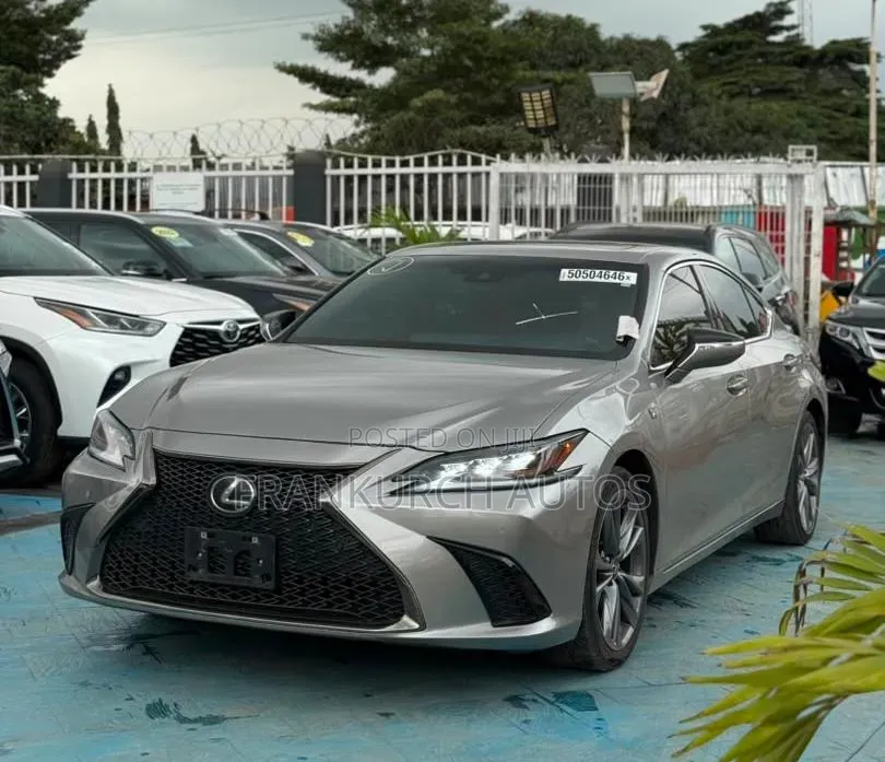 Lexus ES 2020 Teal