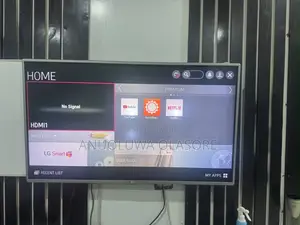 LG Smart TV With Netflix YouTube – Clean Condition