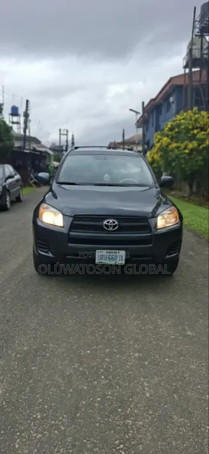 Toyota RAV4 2010 Black