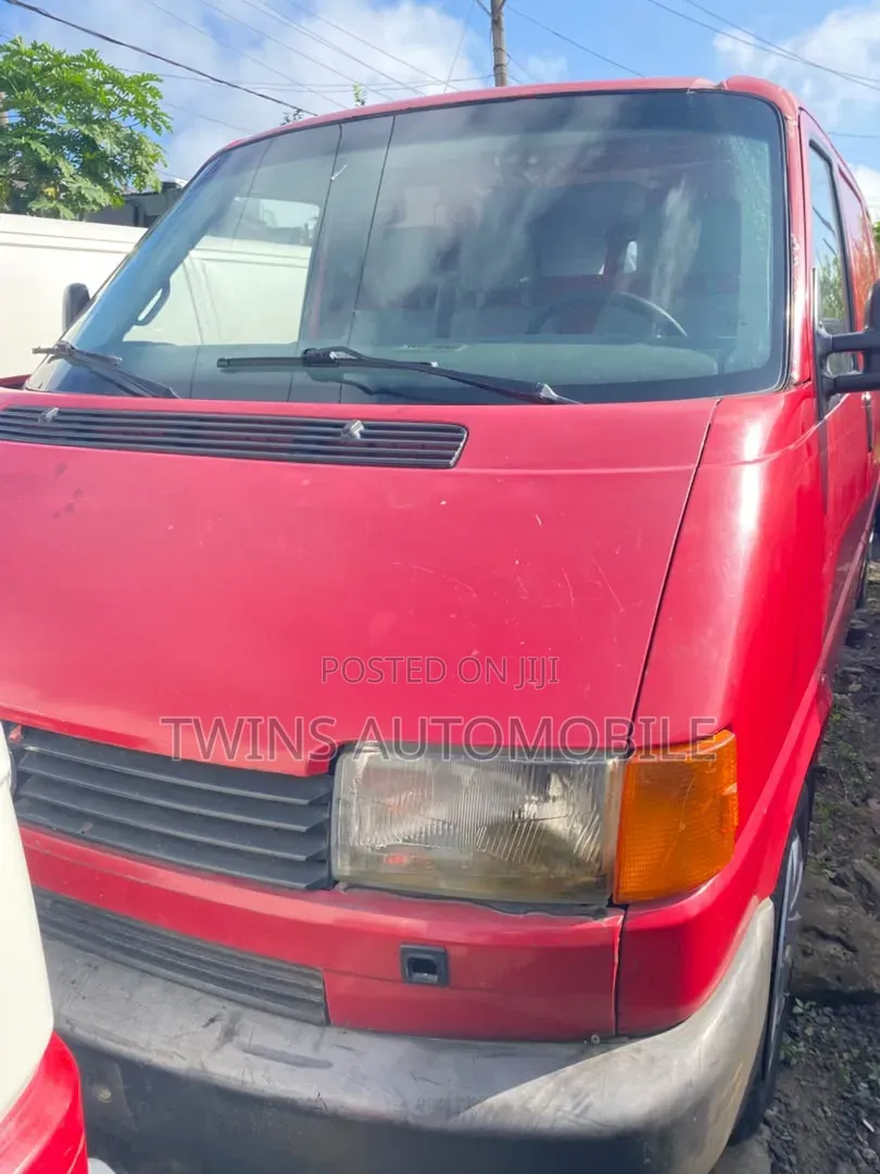 Volkswagen Transporter 2003 Red