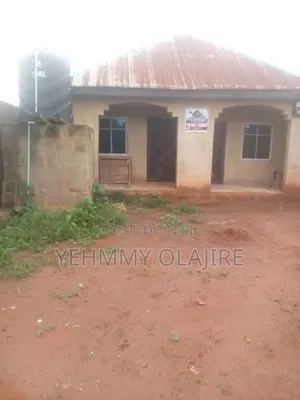 1bdrm Block of Flats in Shimawa for sale
