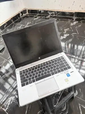 Laptop HP EliteBook Folio 9480M 8GB Intel Core i5 HDD+SSD 512GB