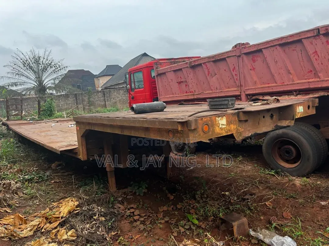 70 Tons Double Axle Lowbed Back - Construction Company Use